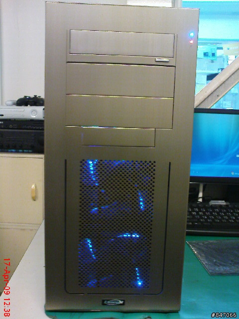 [過氣開箱]CoolerMaster 酷媽 BLUE LED 12CM鐮刀扇