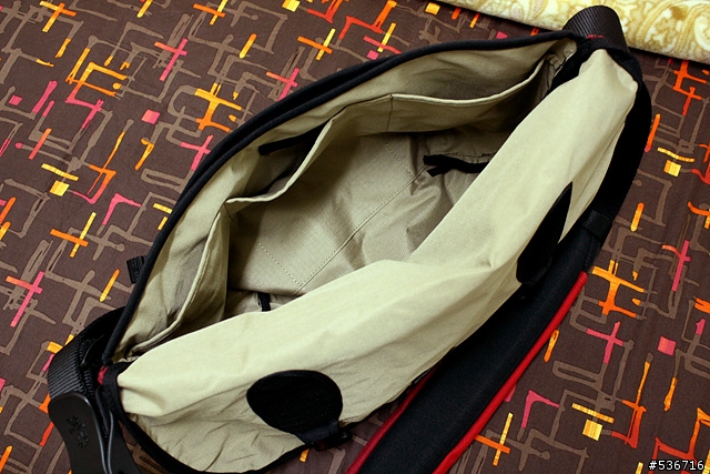 [開箱]Crumpler Barney Rustle Blanket 單車信差包