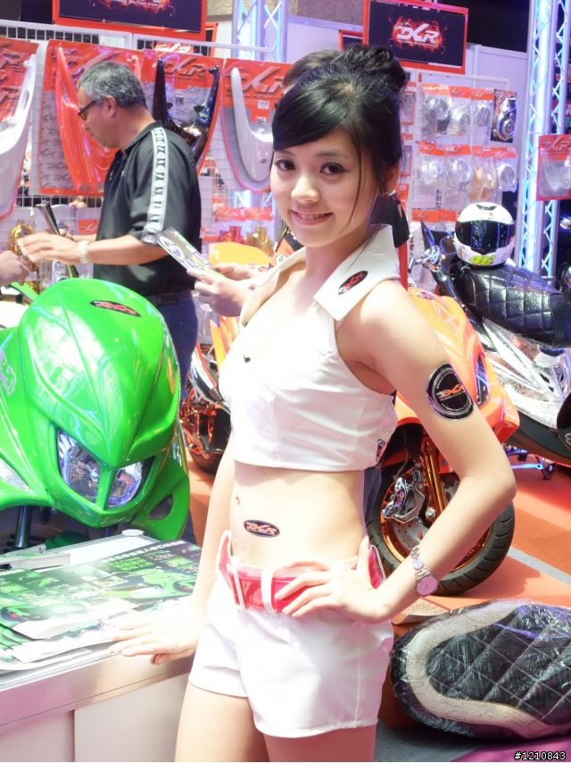 [累死人分享]2009台北世貿機車產業展，激暴!!挑戰機車展最多圖(ShowGirl隨時補上) - 已經全PO了