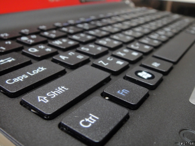 [分享]Sony VAIO VGN-TT15TN/R（濃燄紅）