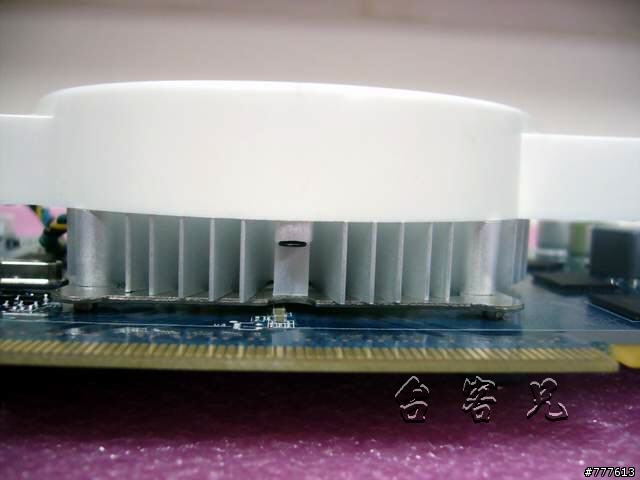 [台]不用外接電原的Sparkle濕巴扣9800GT.是笑能?還是效能!