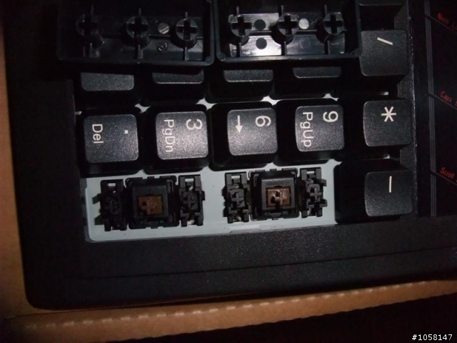 【雅】Filco(黑軸) V.S Datacomp(茶軸) 趣味評比