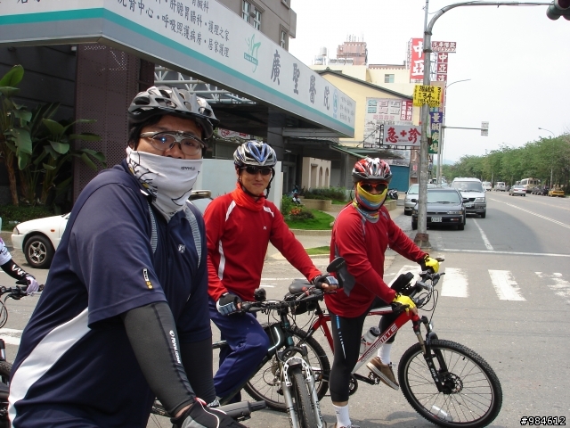 Jeff之高雄 林園漁港, 中寮山, 旗山, 伯夷山莊 美濃 遊騎