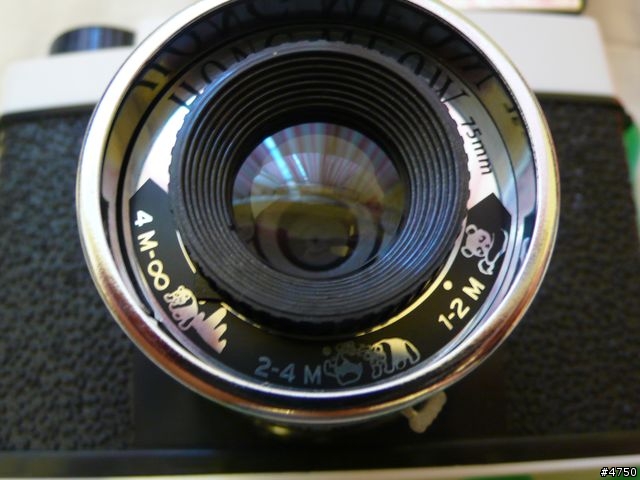 [開箱文] LOMO Diana F+ (Hong Meow Ed.) 相機