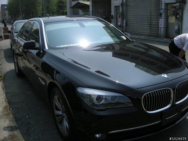 4月11號BMW新大7開箱文~~~~740LI~