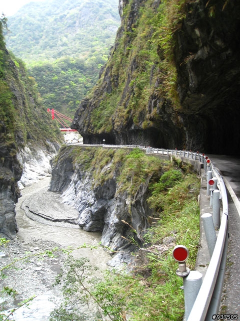 羅東→四季→梨山→大禹嶺→關原→太魯閣→新城→羅東