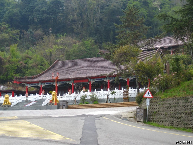 羅東→四季→梨山→大禹嶺→關原→太魯閣→新城→羅東