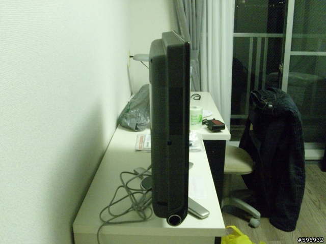 [分享]個人小空間 + SHARP LC26D50 + 免費PS3