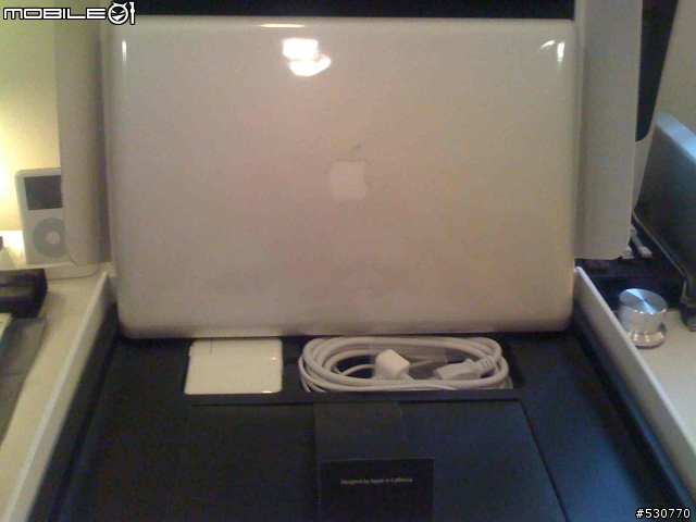 終於等到妳!!NEW Macbook Pro 17"蘋果開箱嘍!!