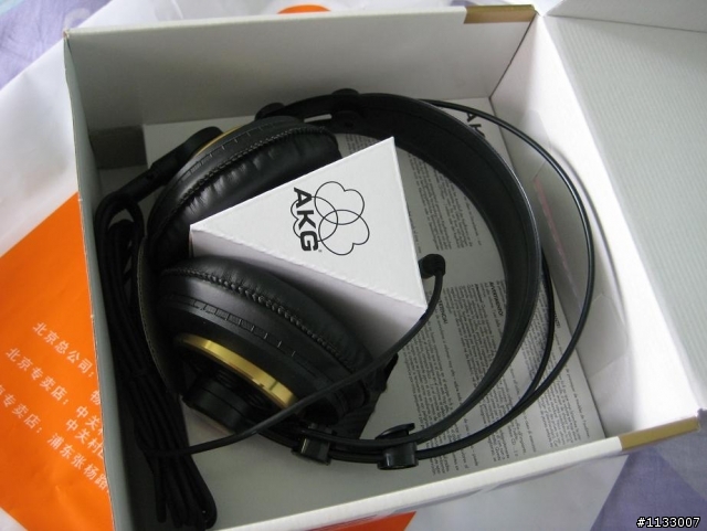 新鲜但是落后n久了的AKG k240S 开箱照