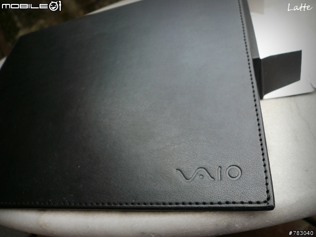 SONY VAIO 純真白VGN-CS26T 不專業開箱