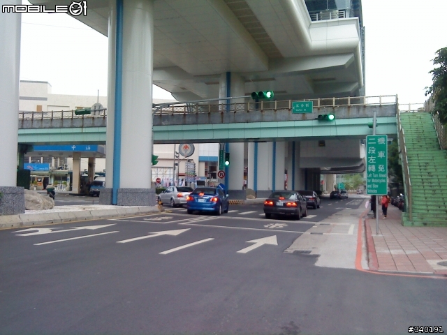 [已經出人命]全台北市最變態的禁行機車+兩段式左轉 在哪?[有圖有真相]