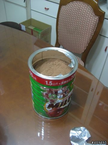 特價促銷的美祿 還多送200g哦