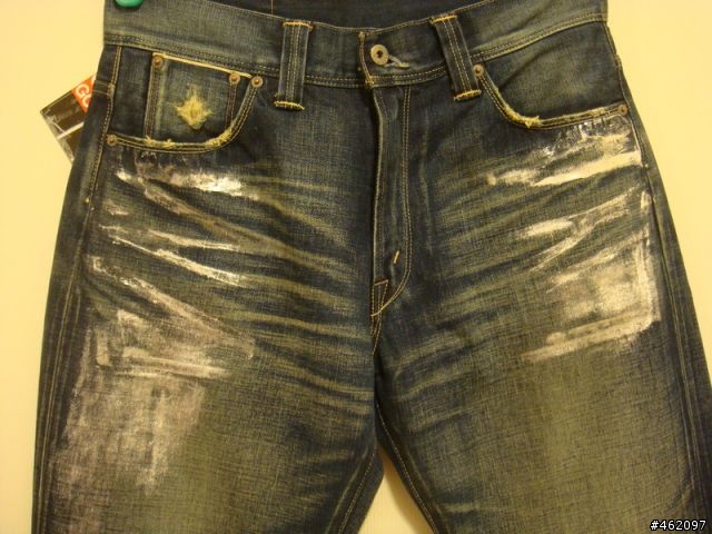 [分享] Levi's SQ523-0045 銀漆破壞款