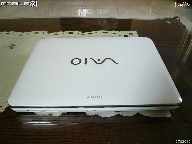 SONY VAIO 純真白VGN-CS26T 不專業開箱