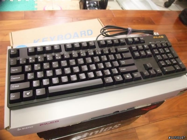 【雅】Filco(黑軸) V.S Datacomp(茶軸) 趣味評比