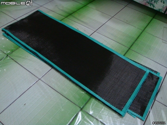 極致工藝 純手工diy 碳纖維 究級質感再升級就當是carbon文好了 第6頁 Mobile01