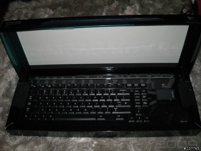 [開箱] 羅技 cordless mediaboard pro FOR PLAYSTATION 3