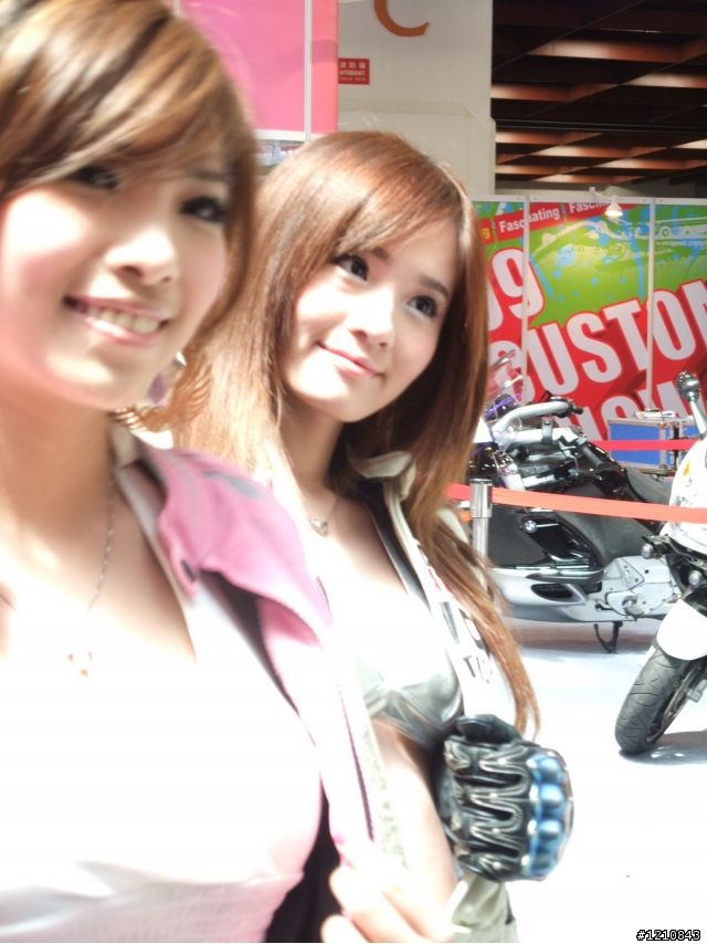 [累死人分享]2009台北世貿機車產業展，激暴!!挑戰機車展最多圖(ShowGirl隨時補上) - 已經全PO了