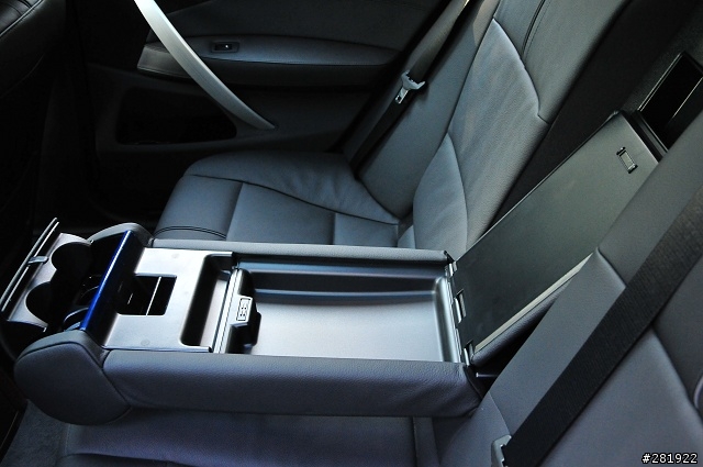 09年式X3 (E83) 開箱 （圖多小心）