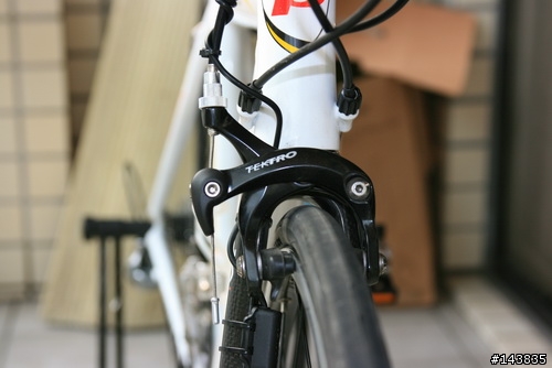 我的第一台公路車Performer Classic...也請各位高手幫我看一下這個輪組.....感謝