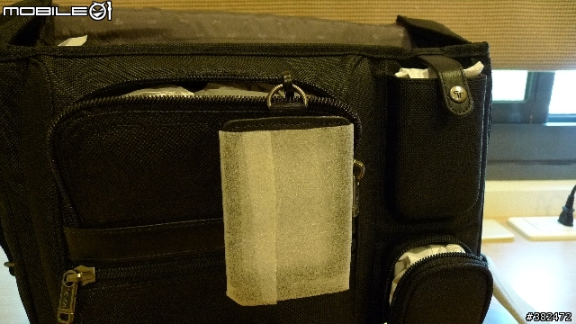[分享] TUMI FXT nylon 側背電腦包
