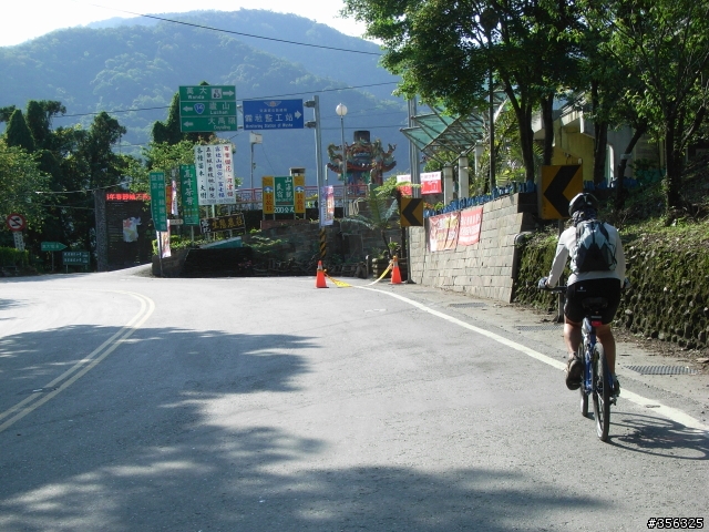 [遊記] 我們攜手騎單車去朝聖~台灣公路之巔-武嶺