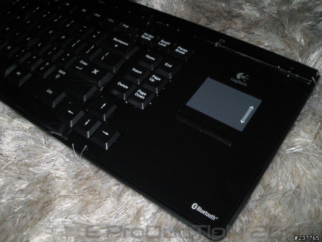 [開箱] 羅技 cordless mediaboard pro FOR PLAYSTATION 3