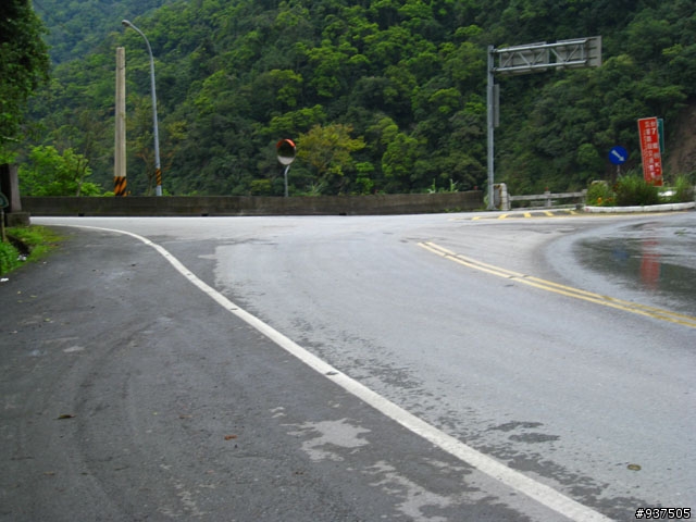 羅東→四季→梨山→大禹嶺→關原→太魯閣→新城→羅東