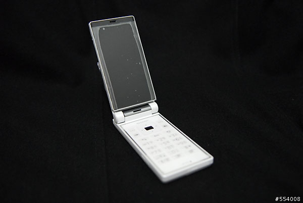 [開箱!!] 深白的魅惑 SHARP T923