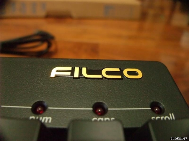 【雅】Filco(黑軸) V.S Datacomp(茶軸) 趣味評比