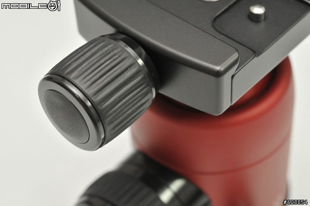 拍攝小東西的好物 - 小捲的Nikon afs 60mm micro+ Markins Q3tr開箱照 (新增快拆板示意圖)