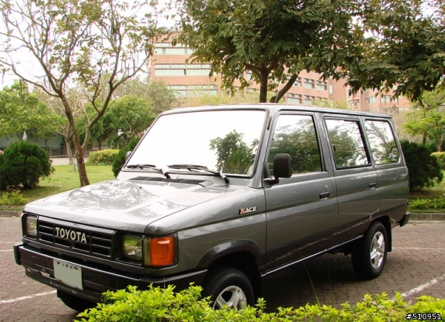 【分享】TOYOTA ZACE 1.5 第一代 — 極簡之內裝