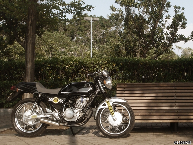 [分享]冷門的小檔車,YAMAHA愛將SR 150外觀小改造~新增10年愛將改裝照!