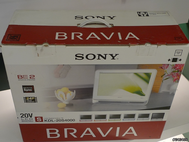 超值的藍光、PS3、PC、數位電視、有線電視整合其一的多用途液晶電視SONY  20S4000