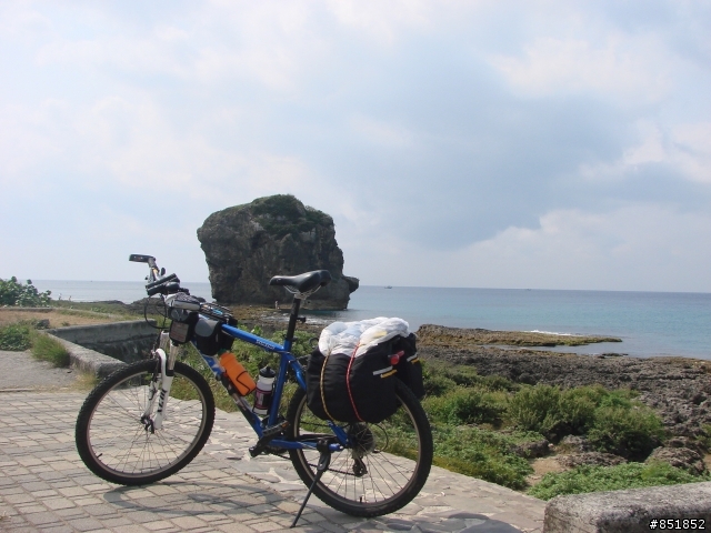 2009年3月15日，我和我的影子的順時針12天單車環島
