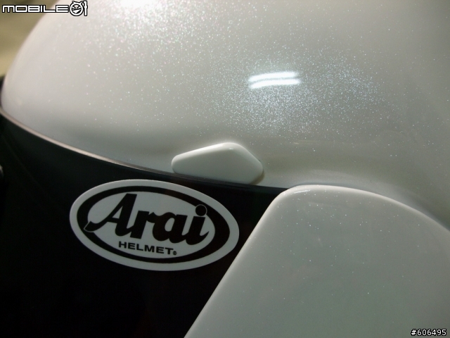 [分享] 頂級 ─ Arai RX-7 RR5