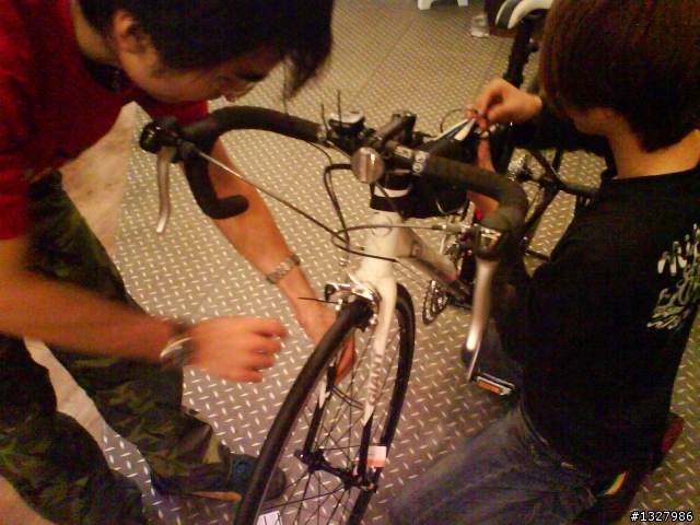噢!! DEFY 2 今天牽車囉!~