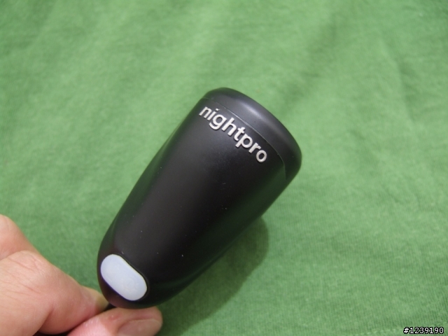 [分享]nightpro出的小鋼砲前燈(Nightpro-Aurora LED Alkaline)