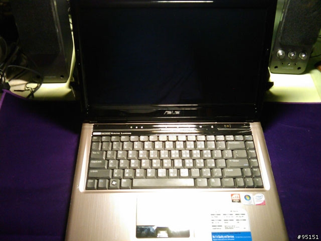 [不專業開箱]Asus N81Vp