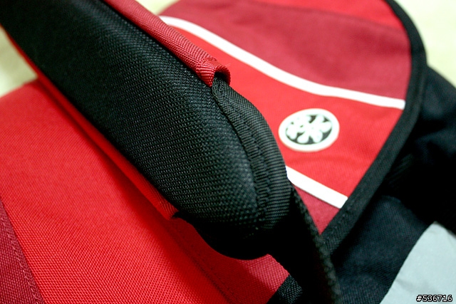 [開箱]Crumpler Barney Rustle Blanket 單車信差包