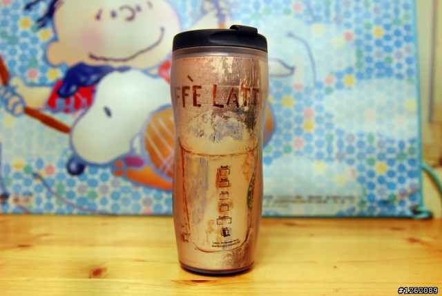我家的STARBUCKS杯