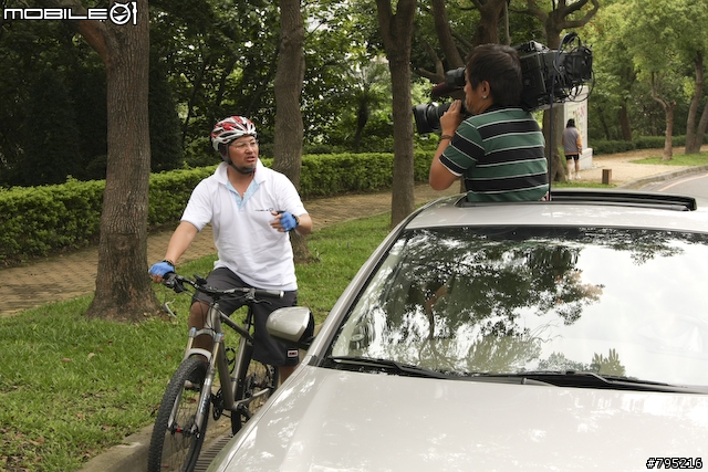 最真實，最多互動的單車節目"一路靠北騎"主持人阿斗專訪