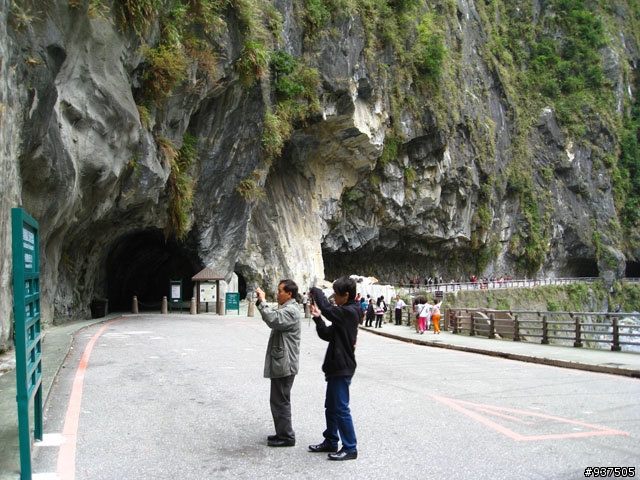 羅東→四季→梨山→大禹嶺→關原→太魯閣→新城→羅東