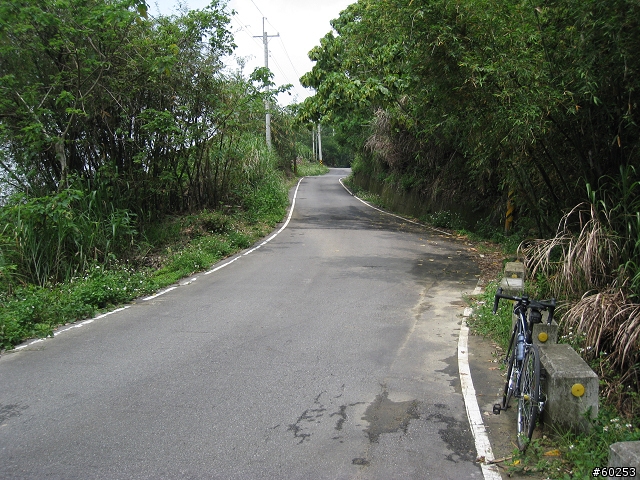台中縣 豐原市→萬里長城→新社水井→南坑巷→豐原市