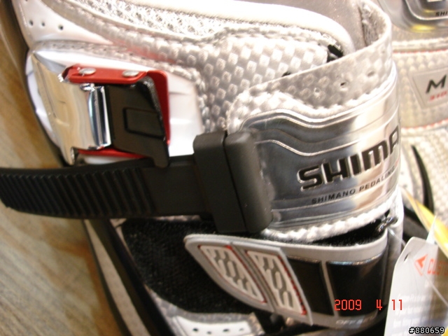 別人家的開箱文SHIMANO Road Competition SH-R310