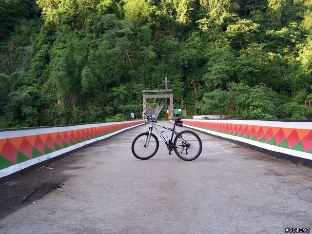 新竹縣五個山地部落 ( 和平~羅山~花園~天湖~梅花 ) 雙越嶺