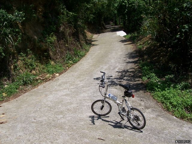 2009/5/12 三元宮上顯伯宮+鹿寮坑~關西 小越嶺 + 自不量力之錦山~水田 越嶺