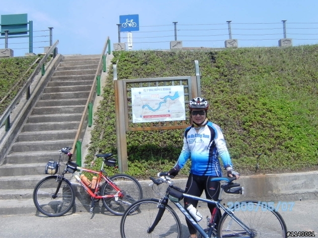 [遊記]5/07(四)07:00高雄→嘉義布袋觀光漁市,東石漁人碼頭,朴子溪自行車道行