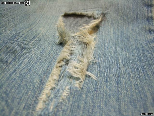 [以解決]各位住台中的帥帥跟水水們 請救救我的牛仔褲...